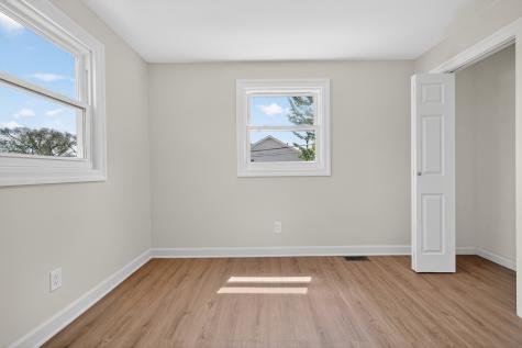 4527 West 83rd Street Chicago IL 60652