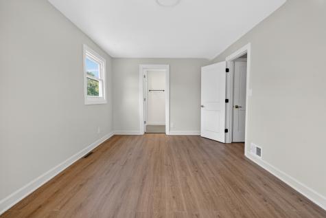 4527 West 83rd Street Chicago IL 60652