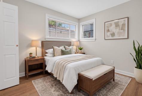 4527 West 83rd Street Chicago IL 60652