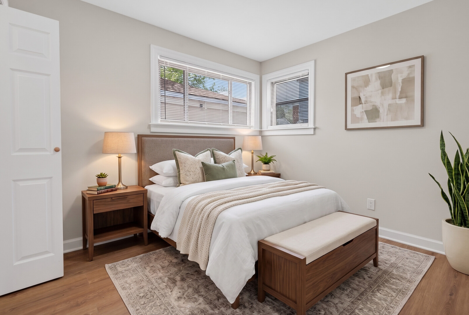 4527 West 83rd Street Chicago IL 60652