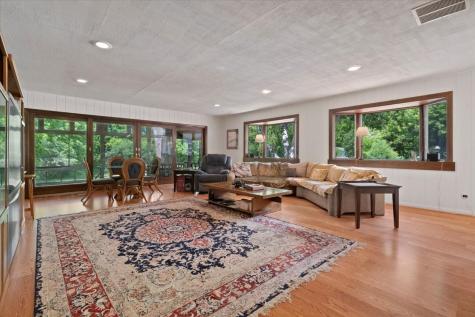 28442 West Main Street Barrington IL 60010