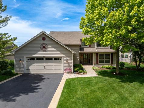 201 Tulip Circle Island Lake IL 60042