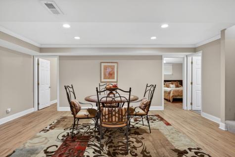 201 Tulip Circle Island Lake IL 60042