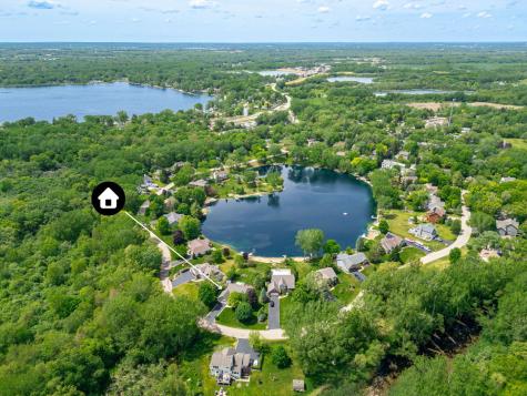 201 Tulip Circle Island Lake IL 60042