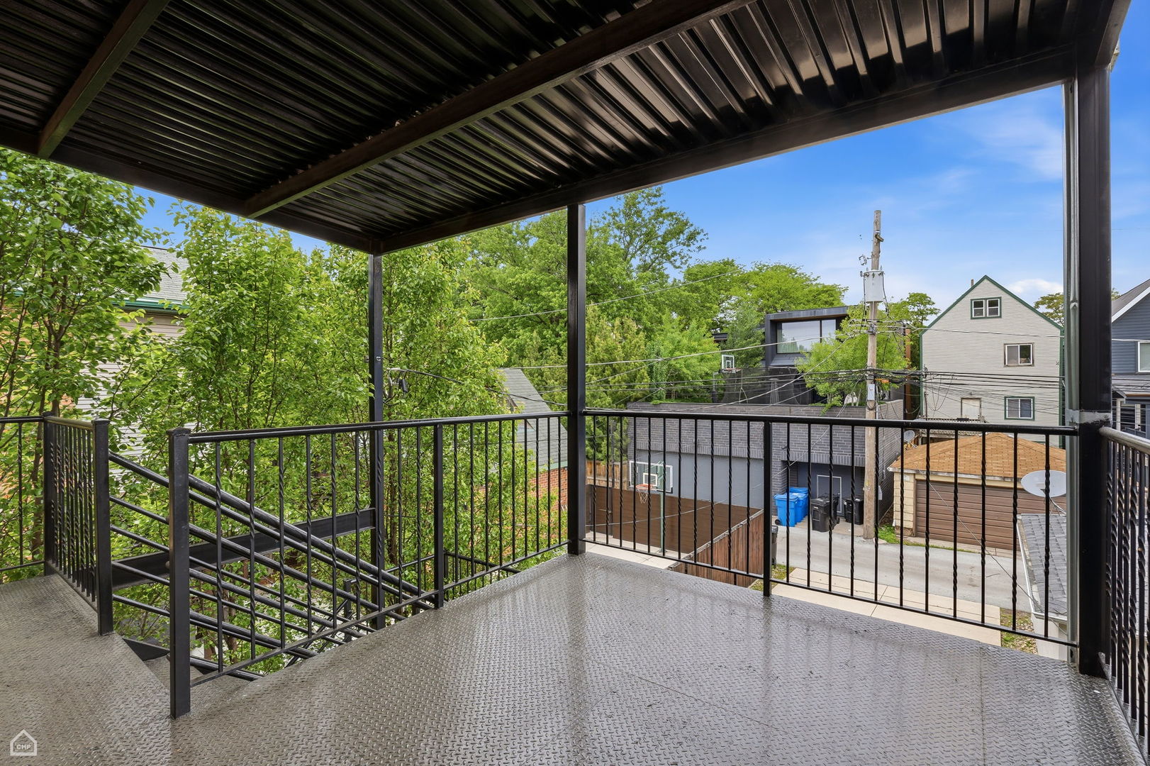 1926 West Oakdale Avenue Chicago IL 60657
