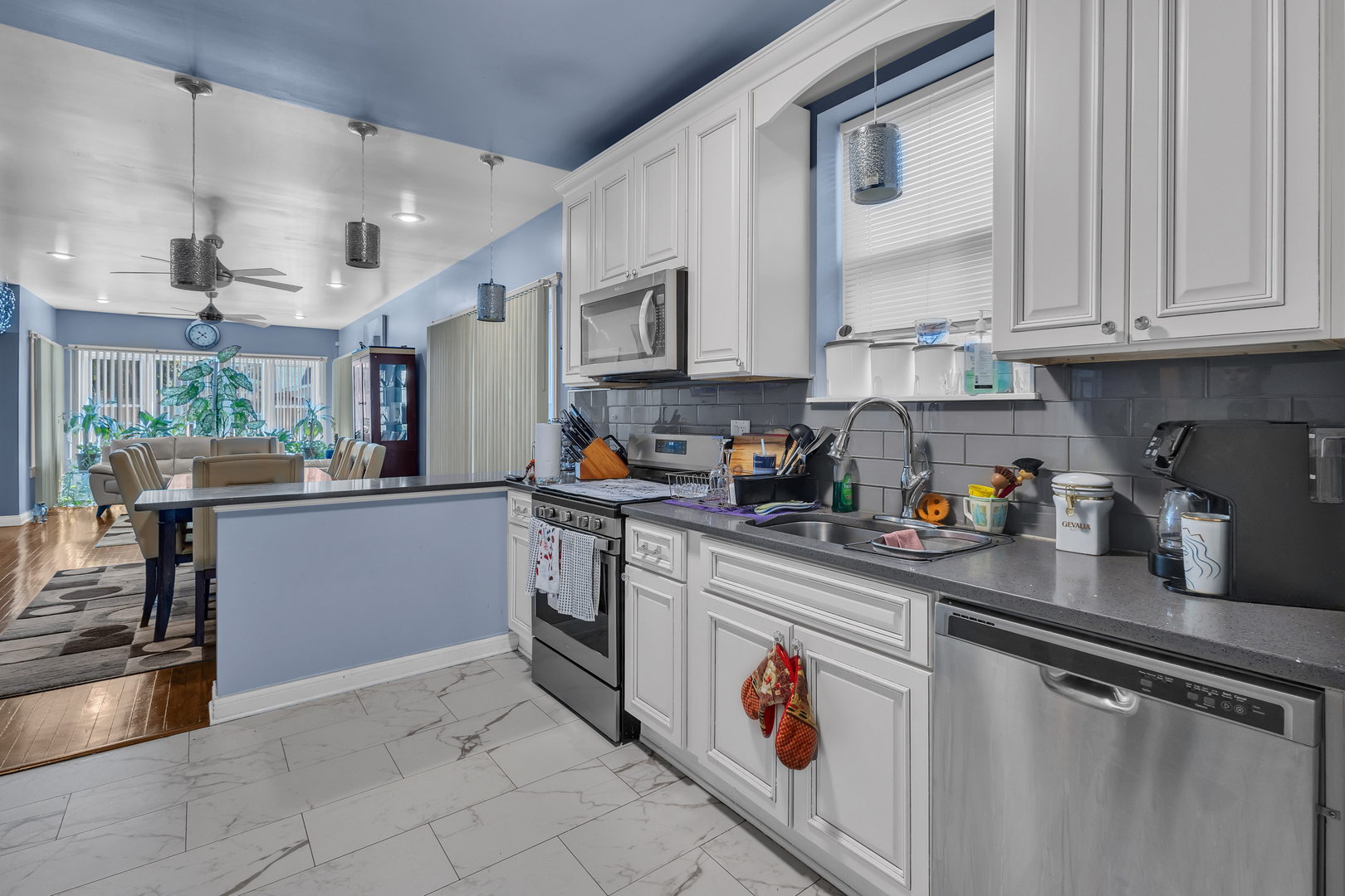 1418 North Mayfield Avenue Chicago IL 60651