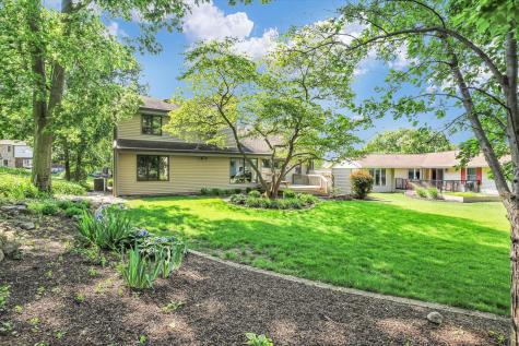 332 Indian Hills Drive Rantoul IL 61866