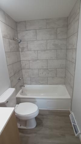 1307 Glenwood Road Bloomington IL 61704