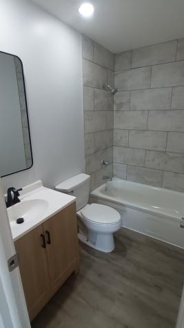 1307 Glenwood Road Bloomington IL 61704