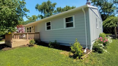 1307 Glenwood Road Bloomington IL 61704