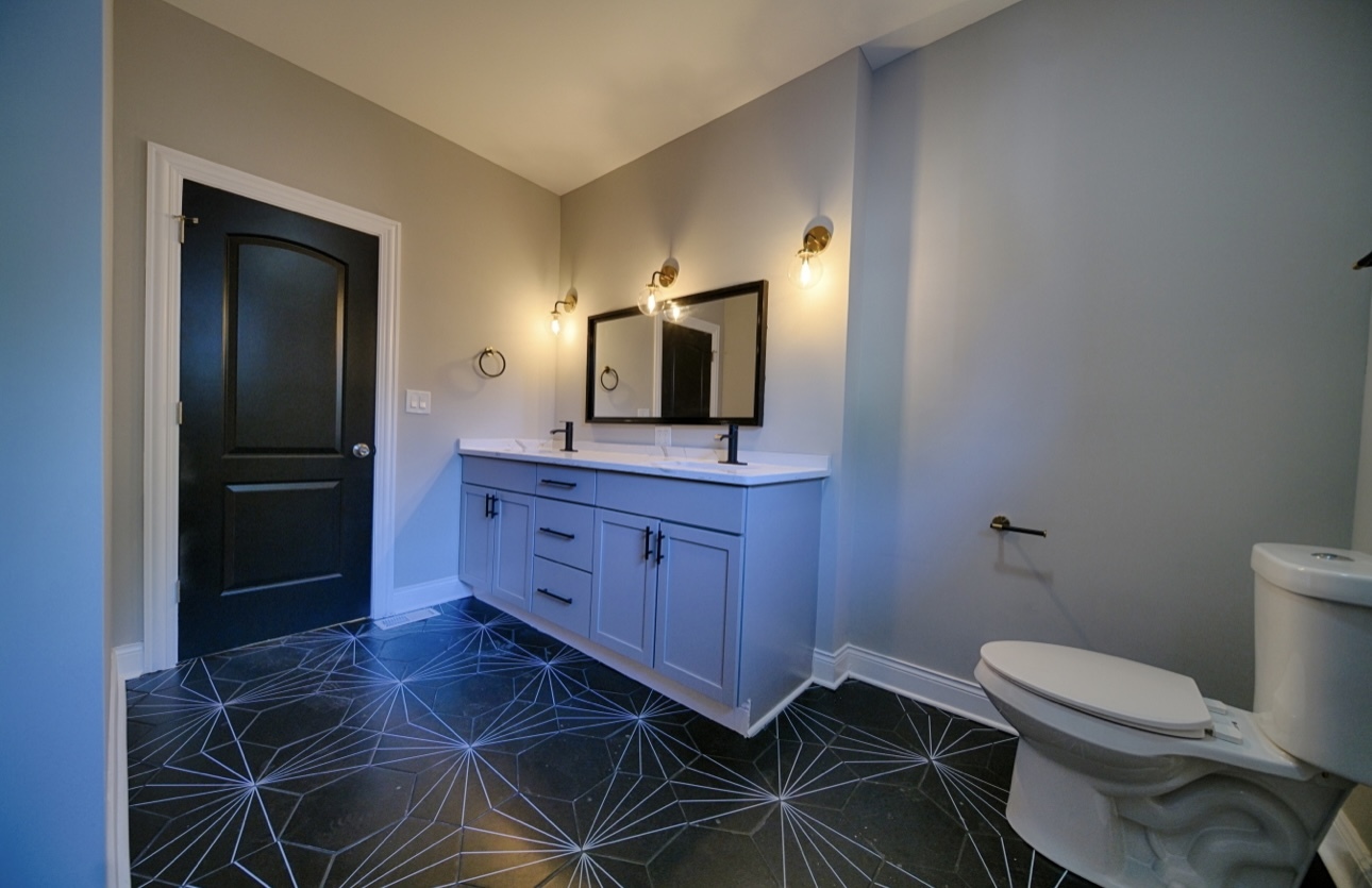 7650 South Cregier Avenue Chicago IL 60649