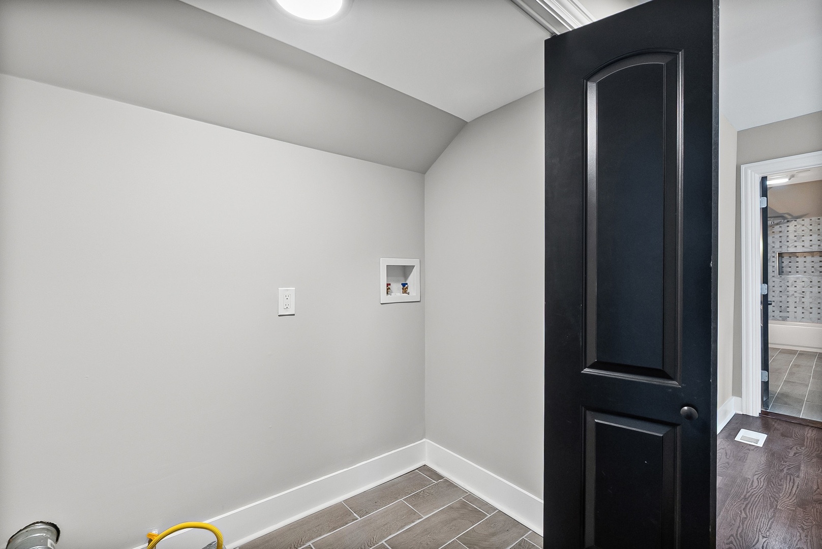 7650 South Cregier Avenue Chicago IL 60649