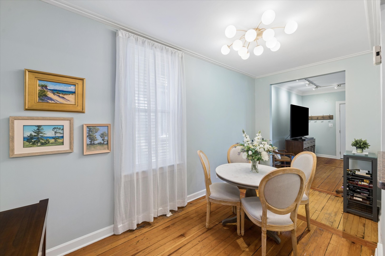 4024 North Bell Avenue Chicago IL 60618