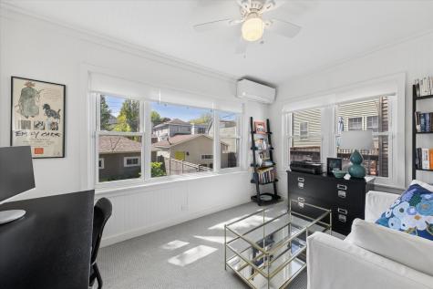 4024 North Bell Avenue Chicago IL 60618