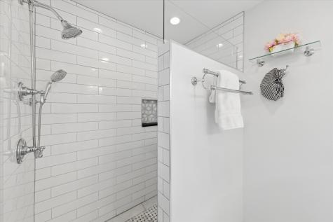 4024 North Bell Avenue Chicago IL 60618