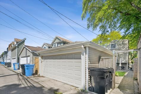 4024 North Bell Avenue Chicago IL 60618