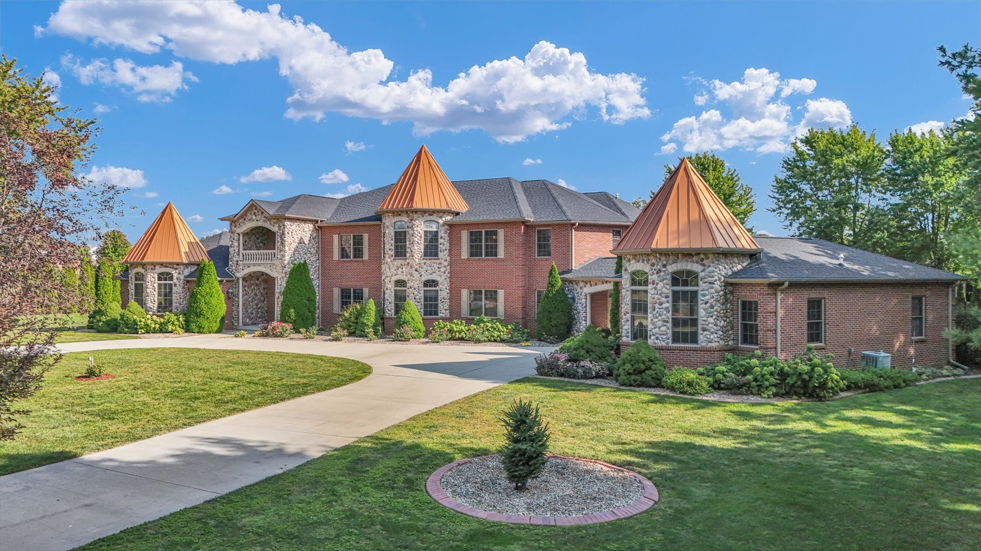 4703 West Kirby Avenue Champaign IL 61822