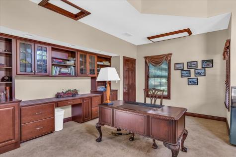 4703 West Kirby Avenue Champaign IL 61822