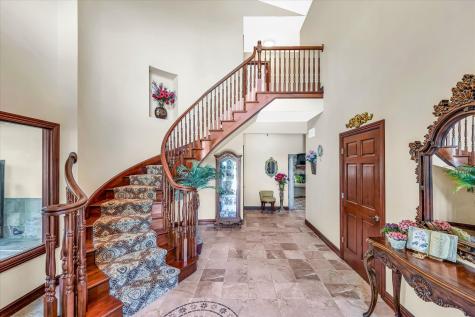 4703 West Kirby Avenue Champaign IL 61822