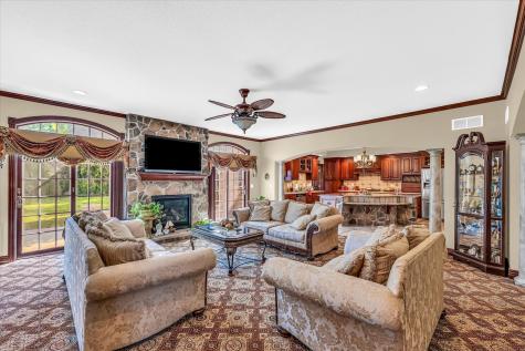 4703 West Kirby Avenue Champaign IL 61822