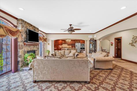 4703 West Kirby Avenue Champaign IL 61822