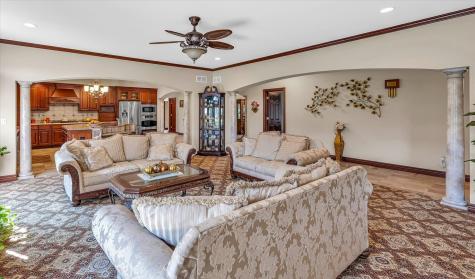 4703 West Kirby Avenue Champaign IL 61822
