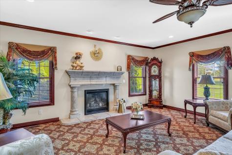 4703 West Kirby Avenue Champaign IL 61822