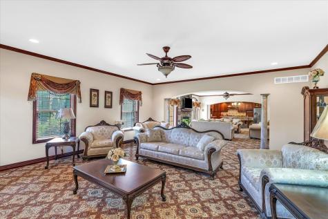 4703 West Kirby Avenue Champaign IL 61822