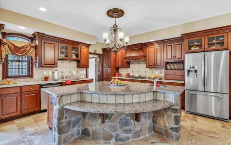 4703 West Kirby Avenue Champaign IL 61822