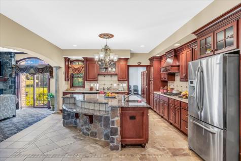4703 West Kirby Avenue Champaign IL 61822