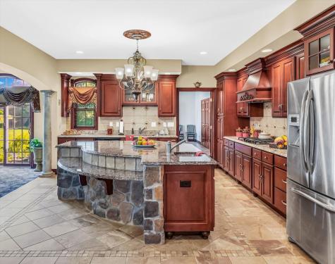4703 West Kirby Avenue Champaign IL 61822