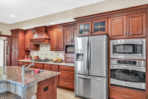 4703 West Kirby Avenue Champaign IL 61822