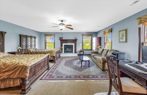 4703 West Kirby Avenue Champaign IL 61822