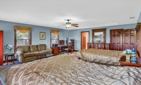 4703 West Kirby Avenue Champaign IL 61822