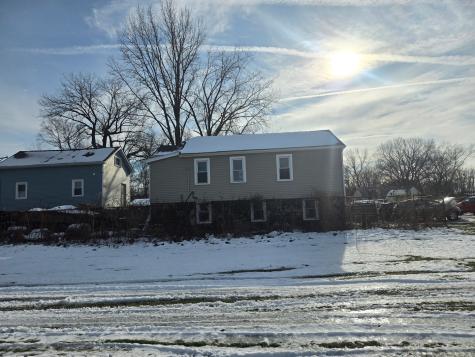 13719 South Spaulding Avenue Robbins IL 60472