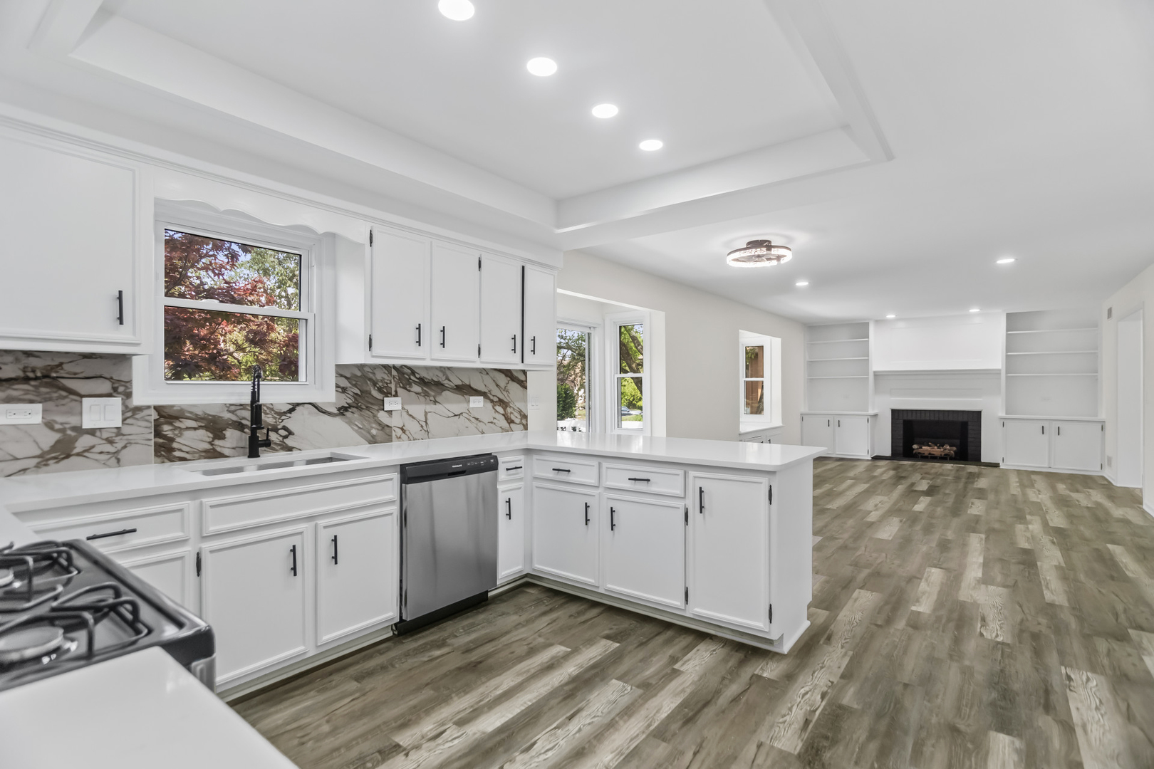 2490 Lakeside Drive Aurora IL 60504