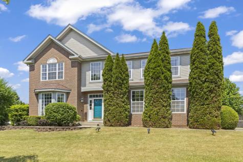 621 Lake Cornish Way Algonquin IL 60102