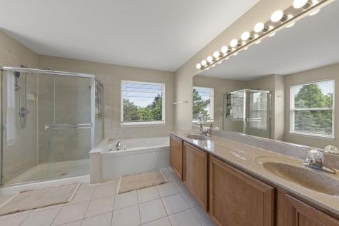 621 Lake Cornish Way Algonquin IL 60102