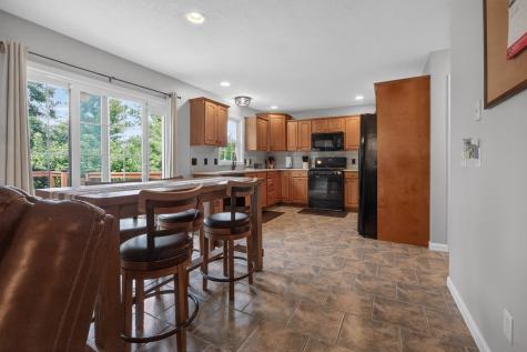 42 Ashling Court Bloomington IL 61704