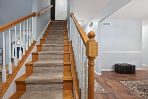 42 Ashling Court Bloomington IL 61704