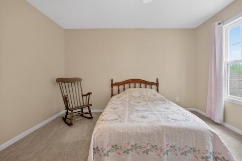 42 Ashling Court Bloomington IL 61704