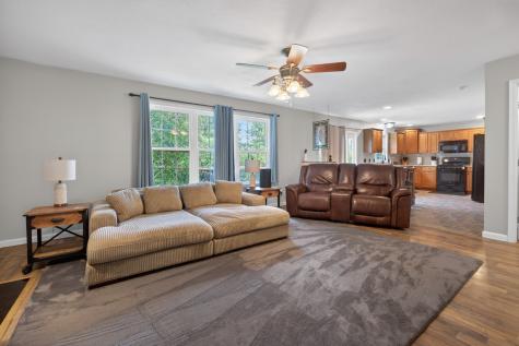 42 Ashling Court Bloomington IL 61704