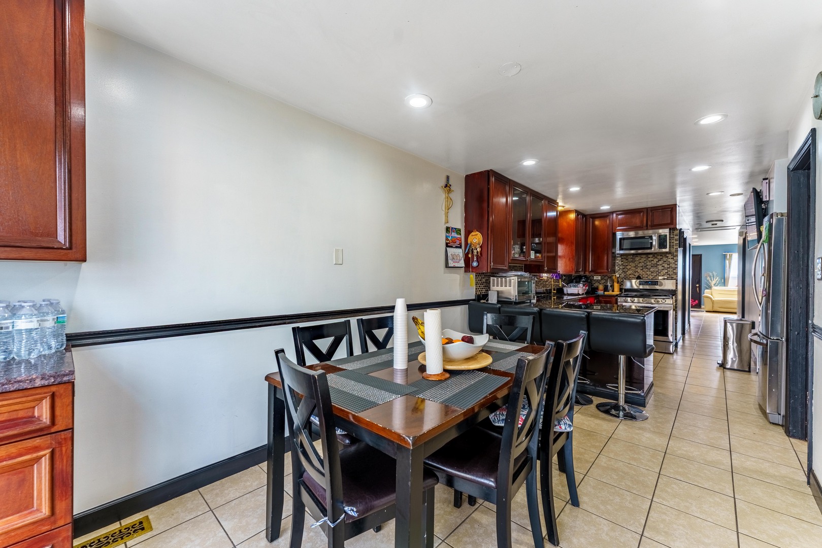 1504 West 71st Street Chicago IL 60636