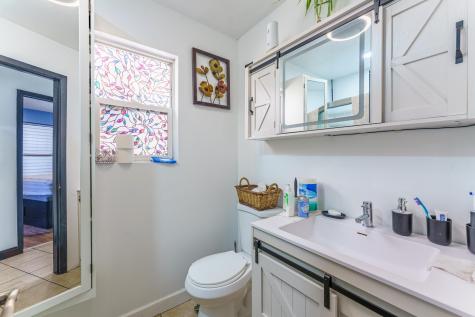 1504 West 71st Street Chicago IL 60636