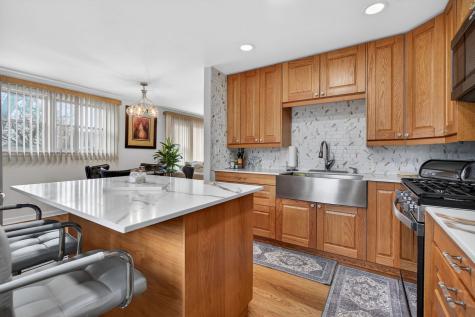 16827 Glen Oaks Drive Country Club Hills IL 60478