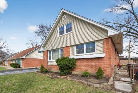 16827 Glen Oaks Drive Country Club Hills IL 60478
