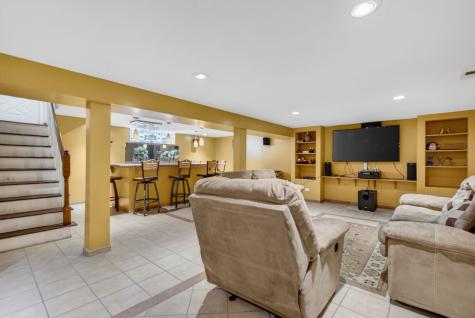 16827 Glen Oaks Drive Country Club Hills IL 60478