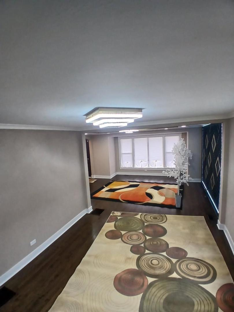 8354 South Winchester Avenue Chicago IL 60620