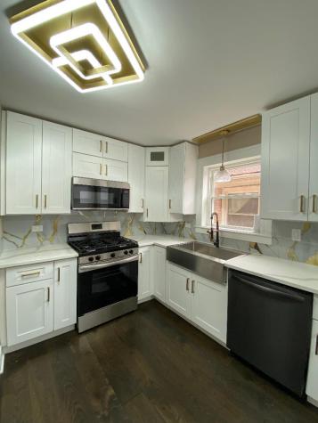 8354 South Winchester Avenue Chicago IL 60620
