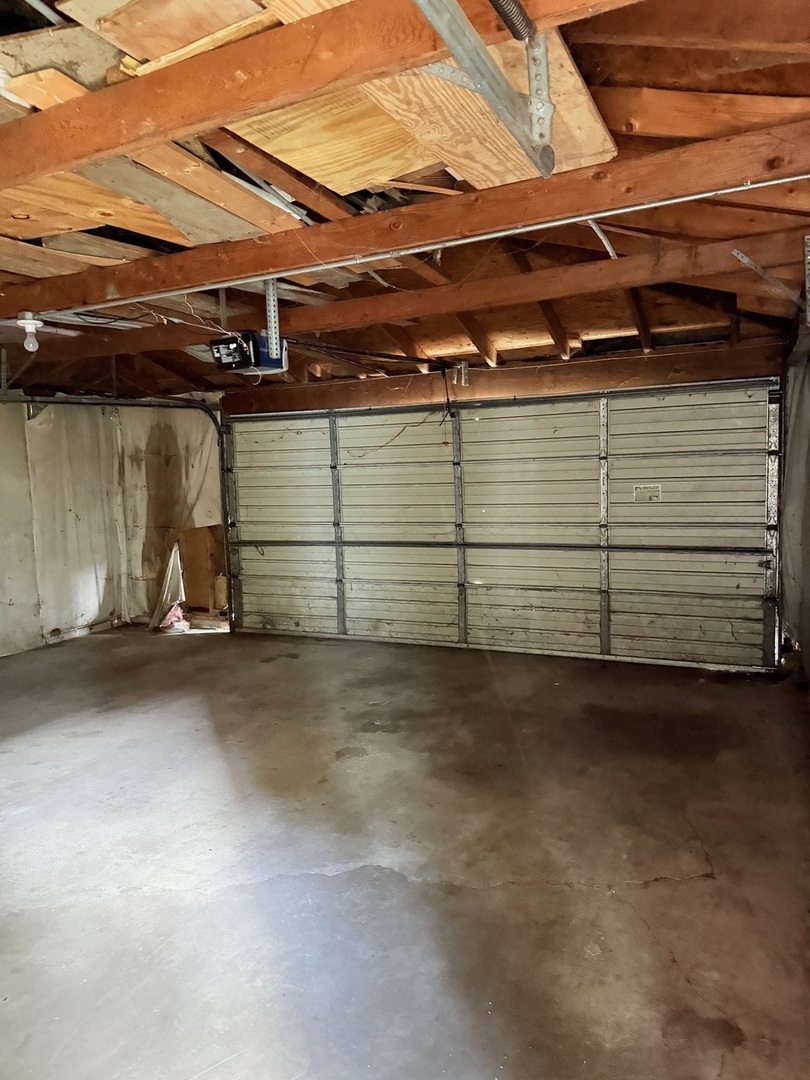 7047 South Eberhart Avenue Chicago IL 60637